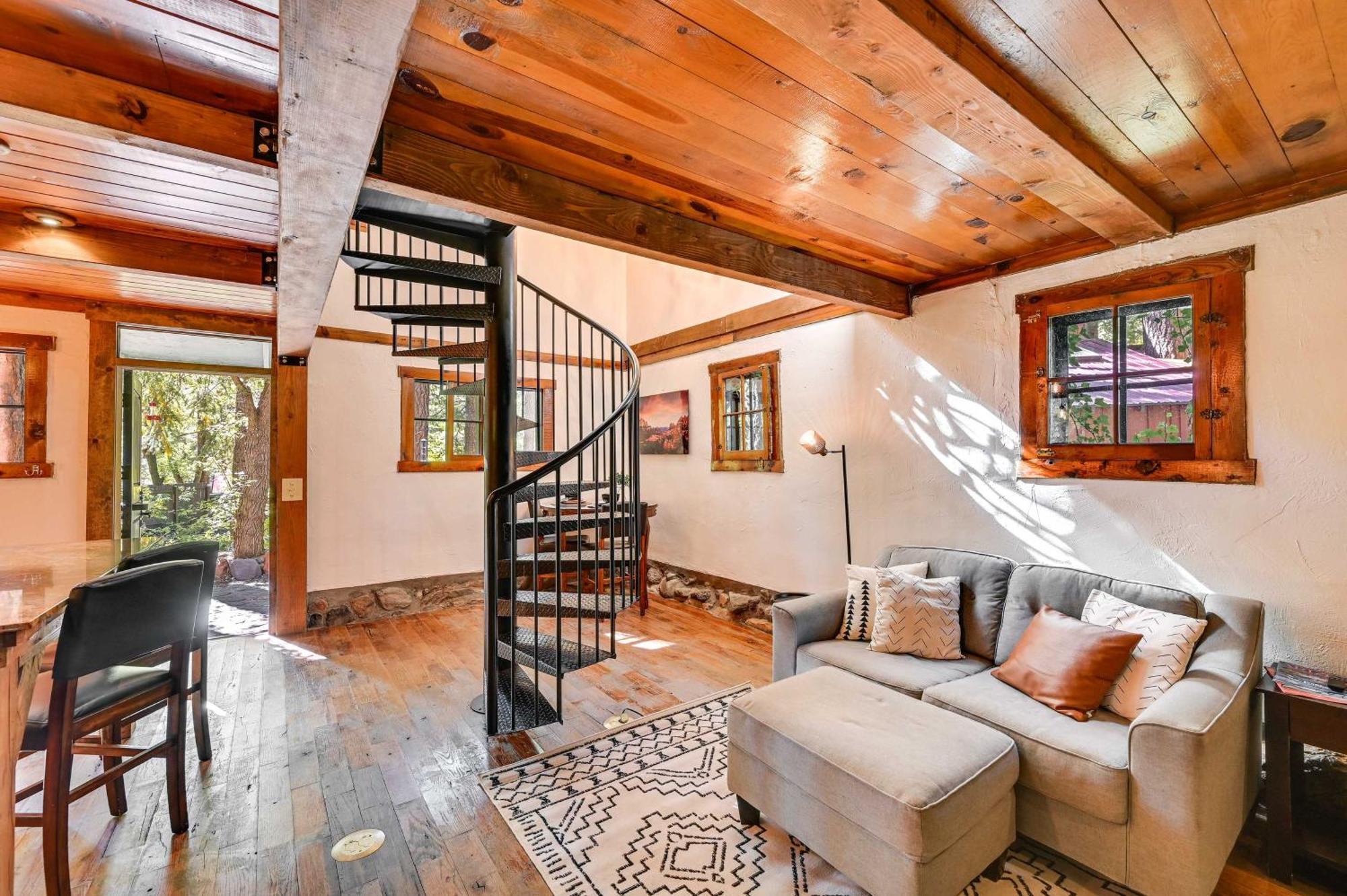 Peaceful Sedona Retreat With Patio And Mtn Views!アパートメント エクステリア 写真