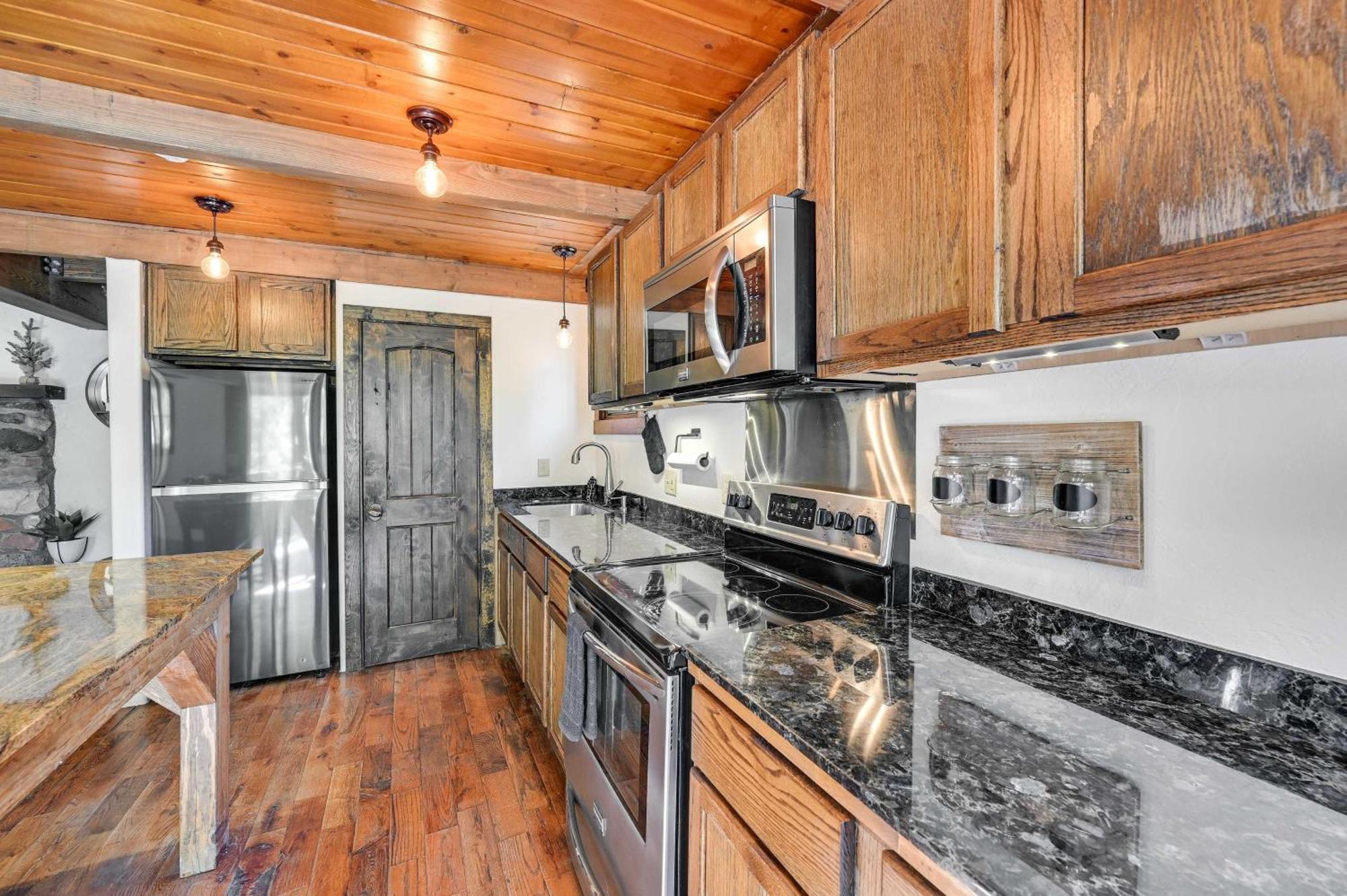 Peaceful Sedona Retreat With Patio And Mtn Views!アパートメント エクステリア 写真